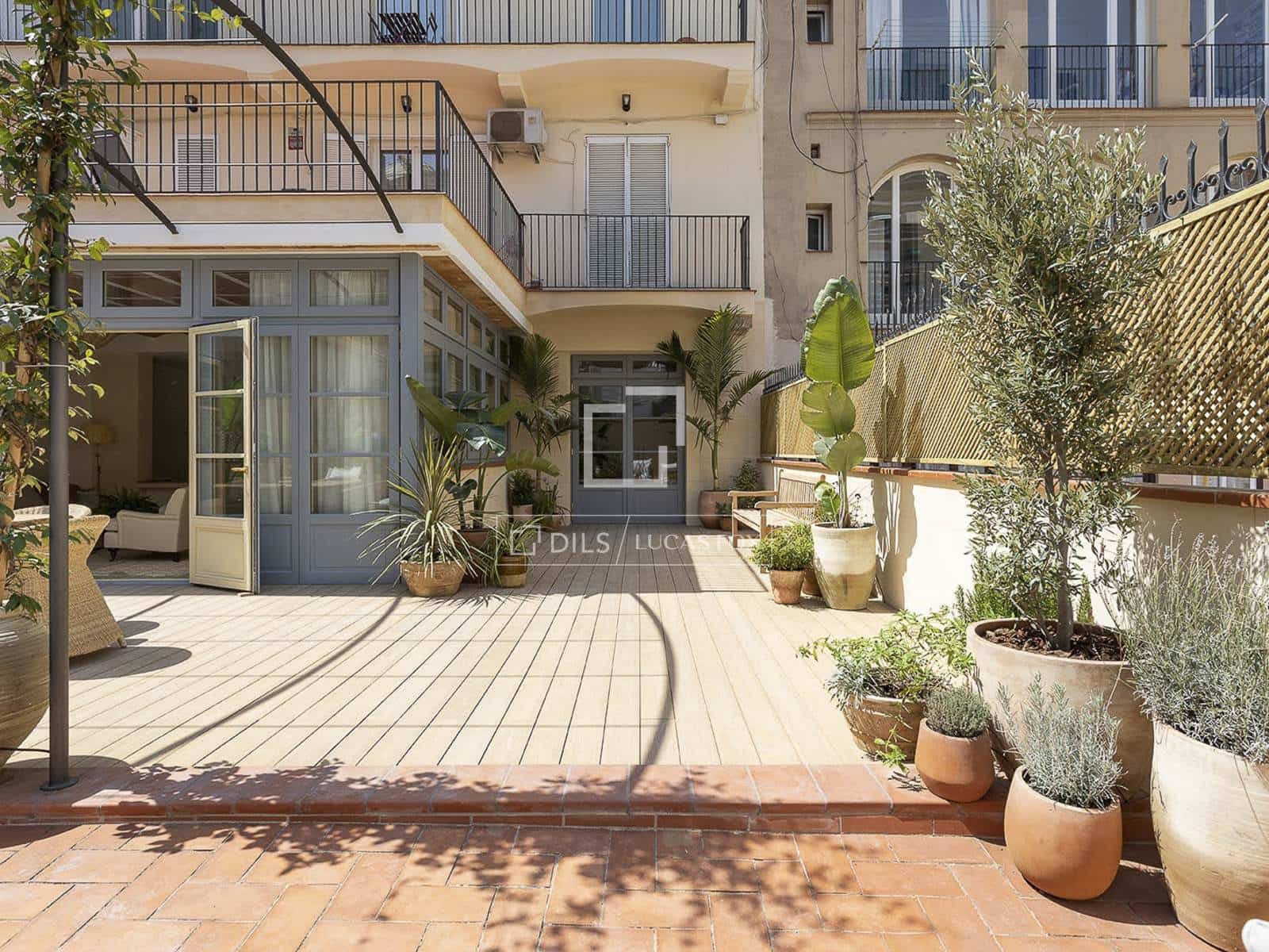 Apartamento de 3 habitaciones en Barcelona ciudad en venta - 2.200.000 € (Ref: 9534923)