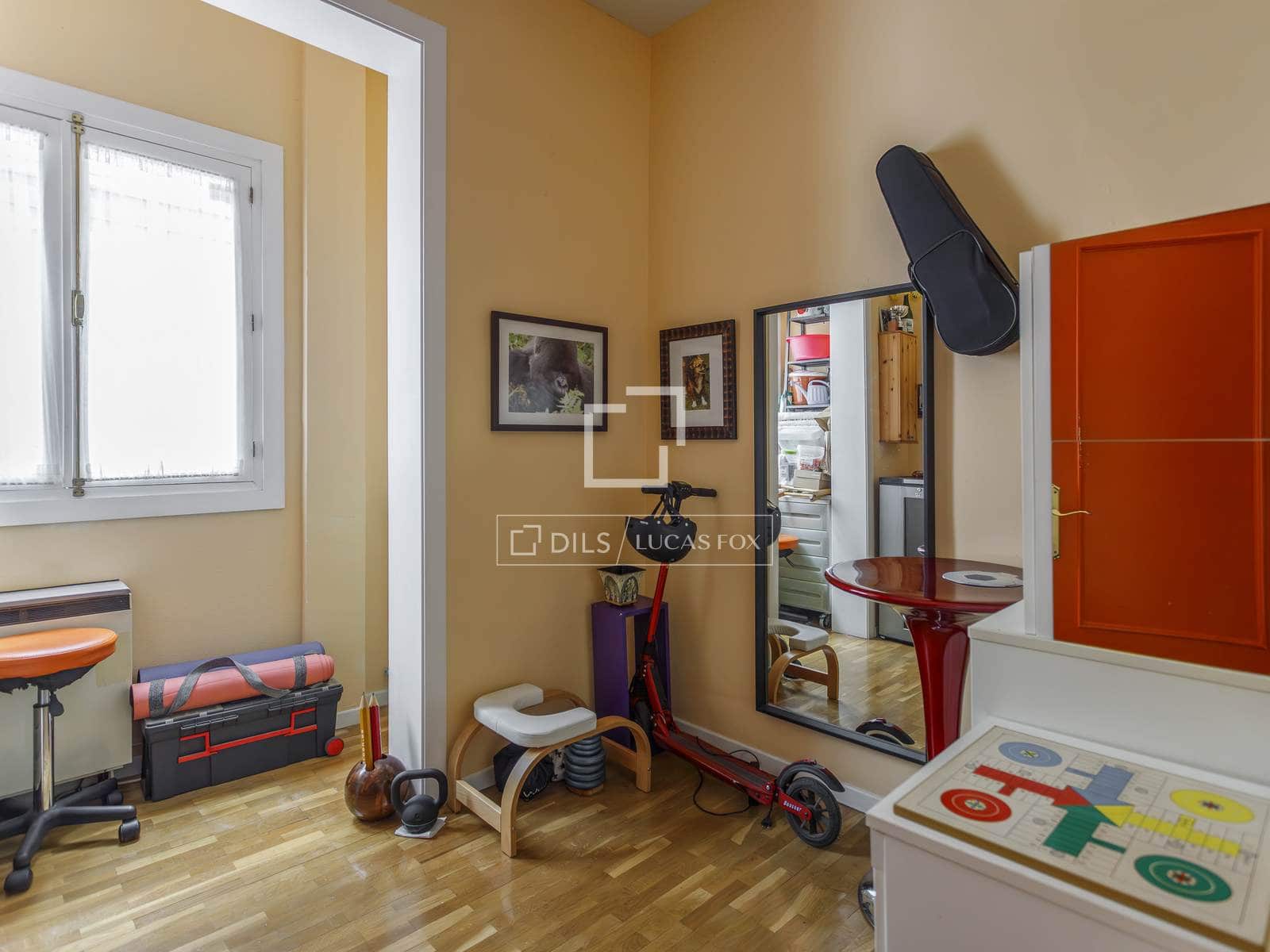 Apartamento de 3 habitaciones en Madrid ciudad en venta - 830.000 € (Ref: 9535251)