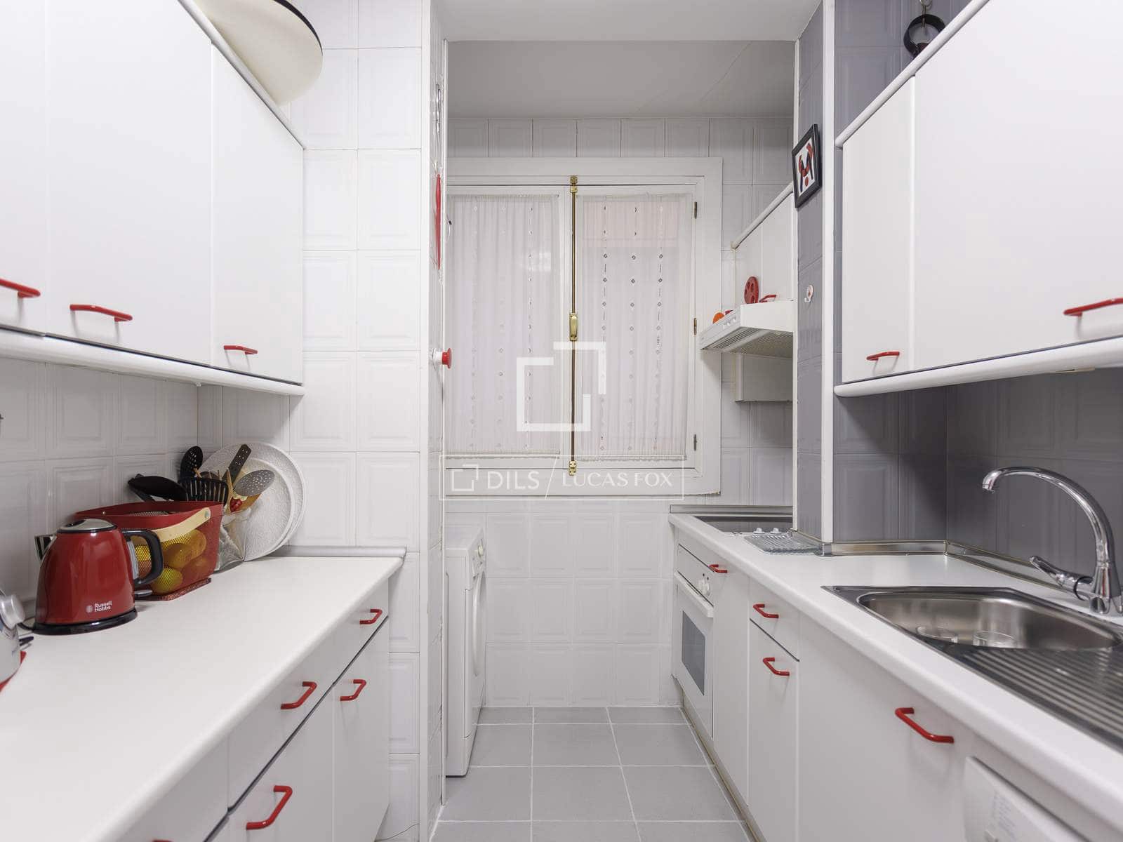 Apartamento de 3 habitaciones en Madrid ciudad en venta - 830.000 € (Ref: 9535251)