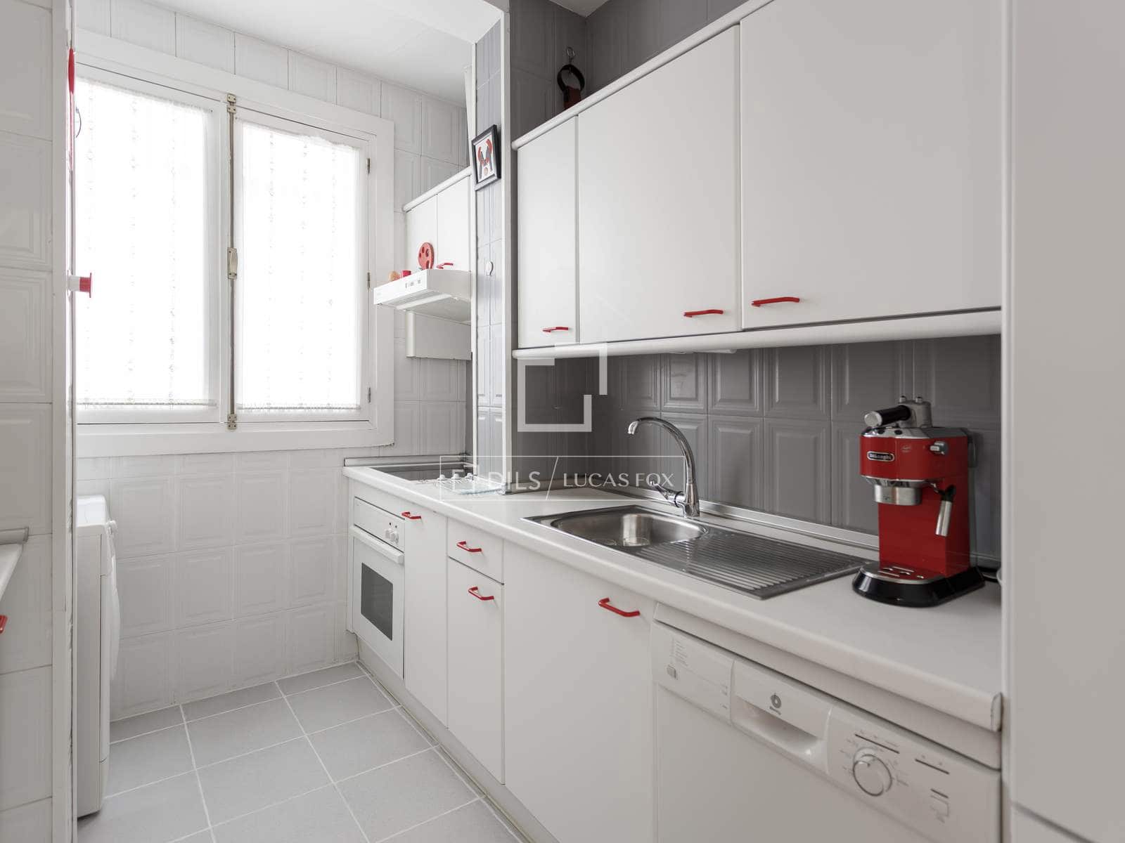 Apartamento de 3 habitaciones en Madrid ciudad en venta - 830.000 € (Ref: 9535251)