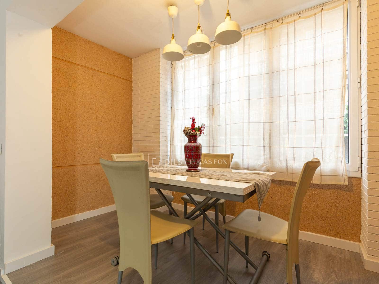 3 quarto Apartamento para venda em Esplugues de Llobregat com garagem - 650 000 € (Ref: 9535252)