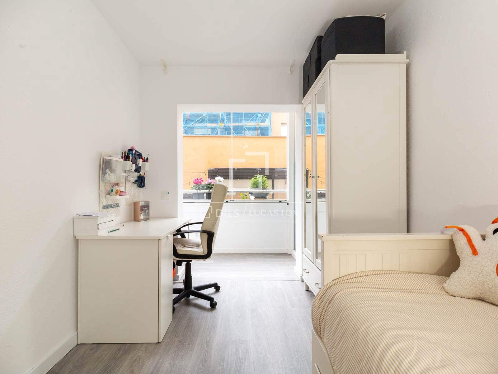 3 quarto Apartamento para venda em Esplugues de Llobregat com garagem - 650 000 € (Ref: 9535252)