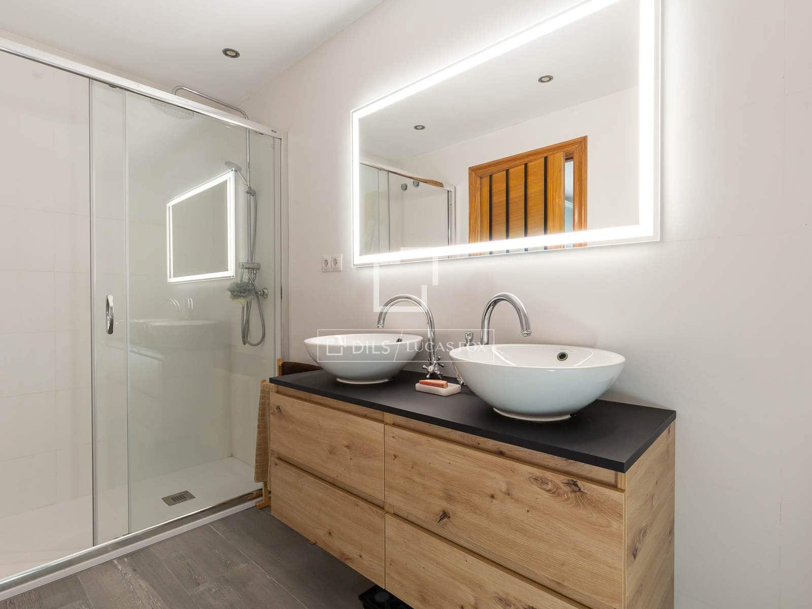 3 quarto Apartamento para venda em Esplugues de Llobregat com garagem - 650 000 € (Ref: 9535252)