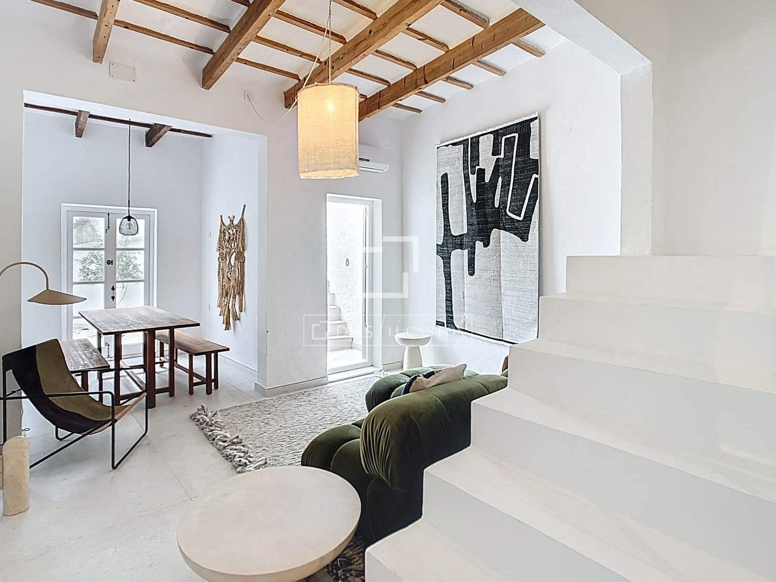 4 soveværelse Villa til salg i Ciutadella de Menorca - € 650.000 (Ref: 9535254)