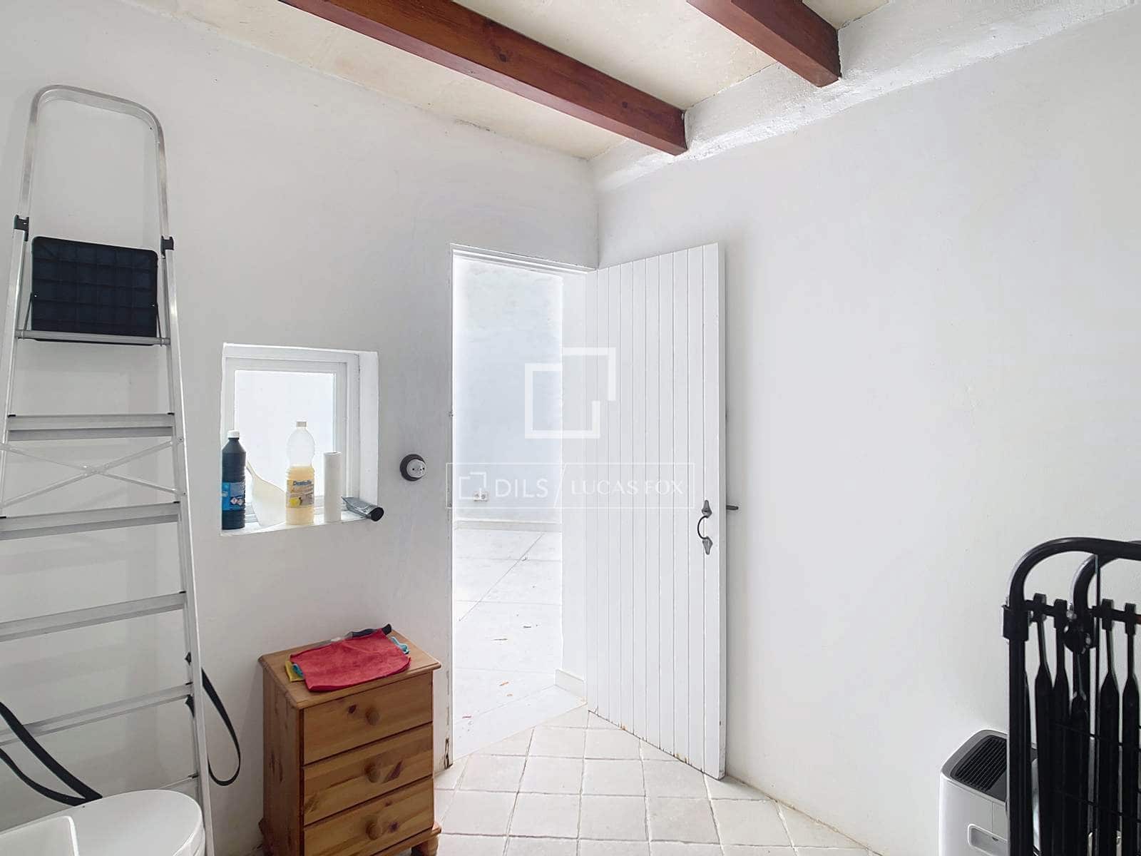 4 soveværelse Villa til salg i Ciutadella de Menorca - € 650.000 (Ref: 9535254)