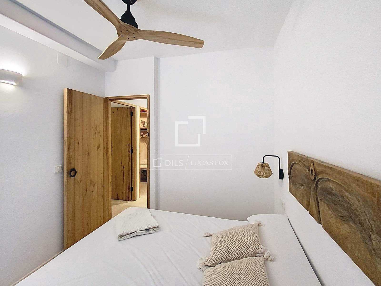 2 bedroom Apartment for sale in Es Mercadal - € 450,000 (Ref: 9537713)