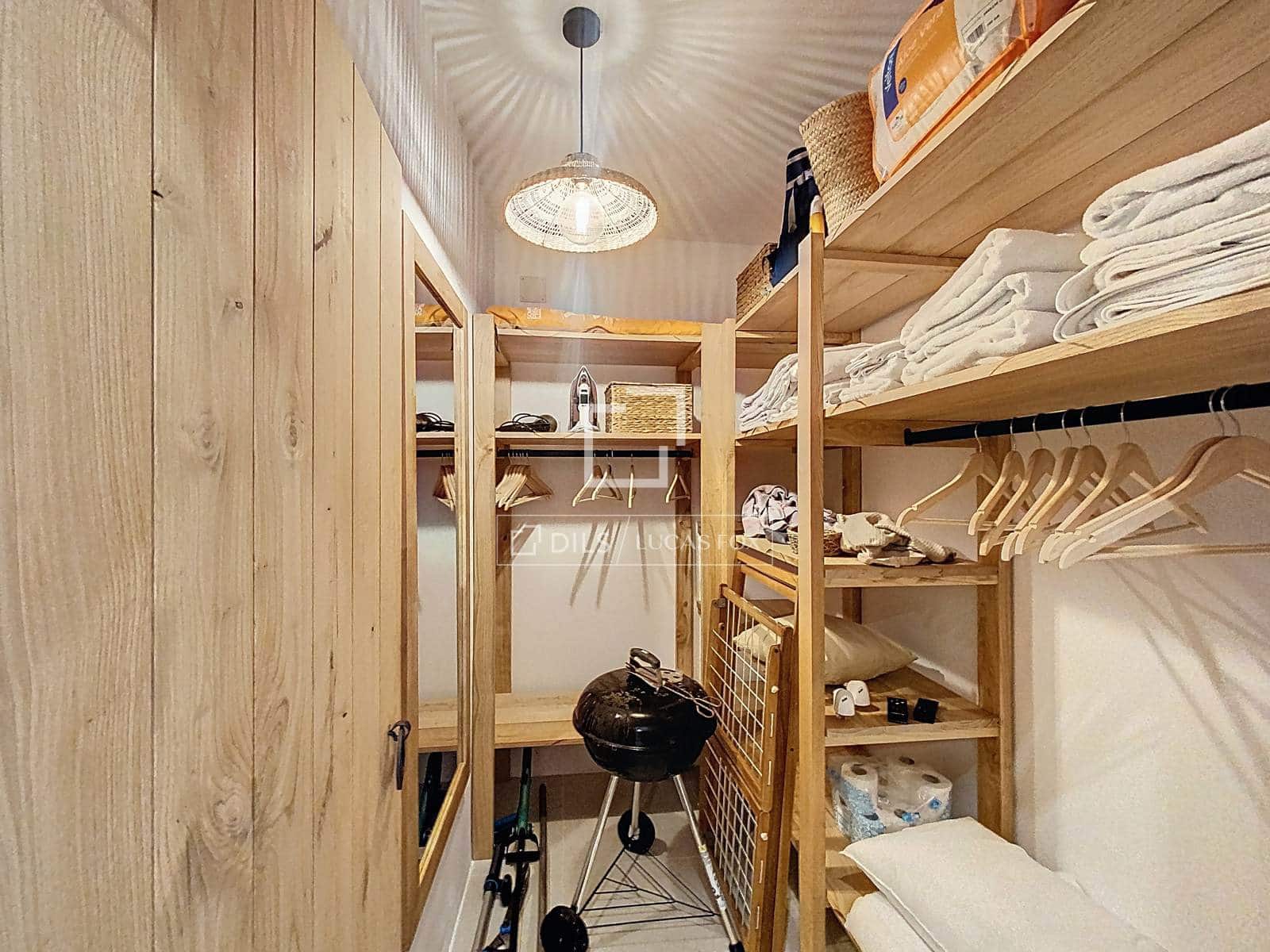 2 bedroom Apartment for sale in Es Mercadal - € 450,000 (Ref: 9537713)