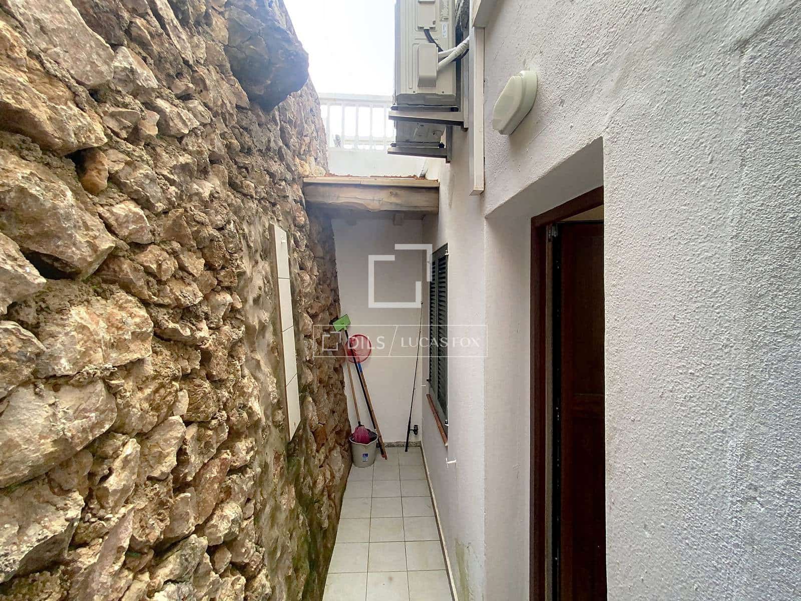 2 bedroom Apartment for sale in Es Mercadal - € 450,000 (Ref: 9537713)