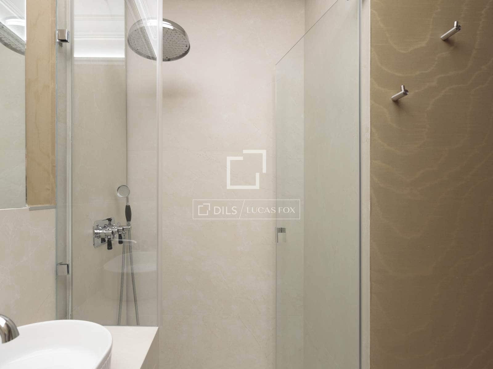 3 soverom Leilighet til leie i Madrid by - € 14 000 (Ref: 9538818)