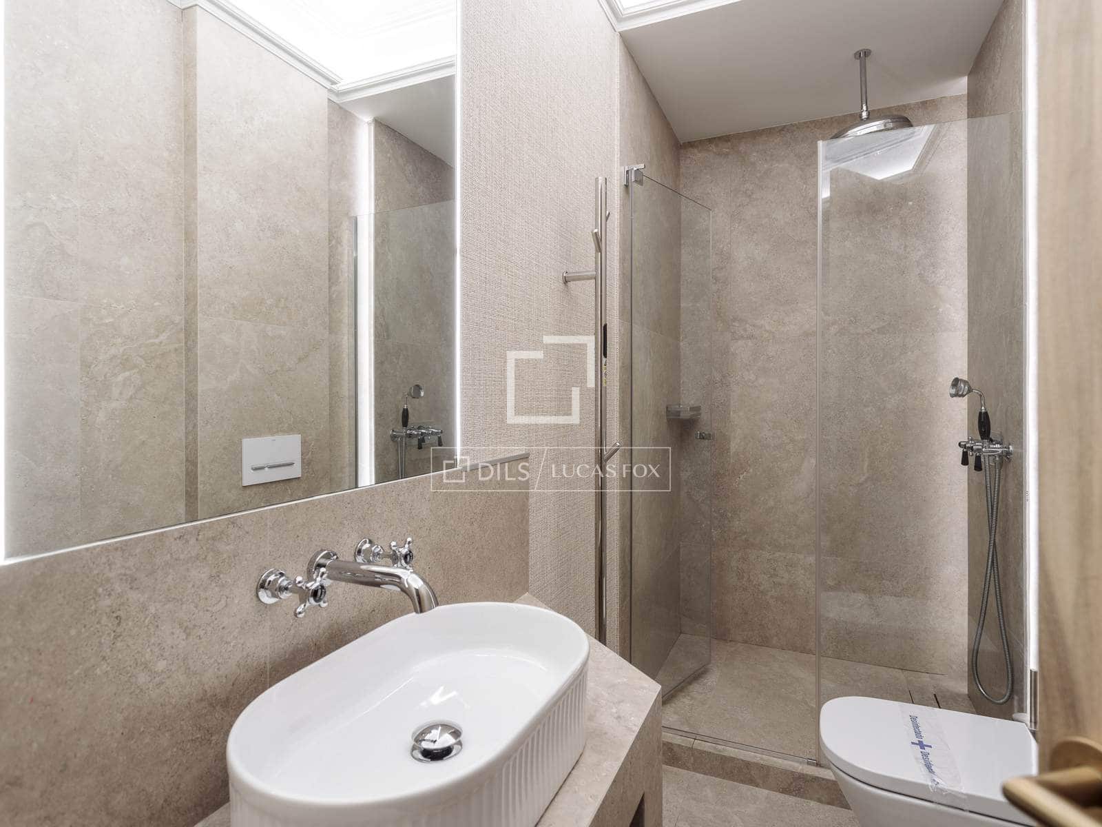 3 soverom Leilighet til leie i Madrid by - € 14 000 (Ref: 9538818)