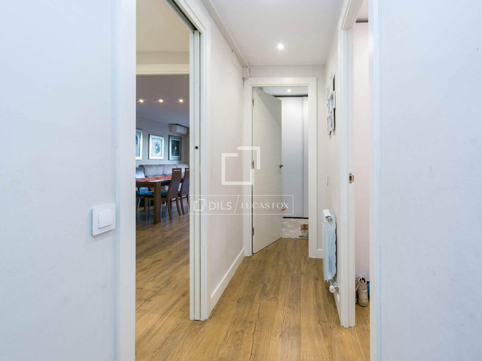 4 makuuhuone Huoneisto myytävänä paikassa Sant Cugat del Valles mukana uima-altaan - 780 000 € (Ref: 9539518)