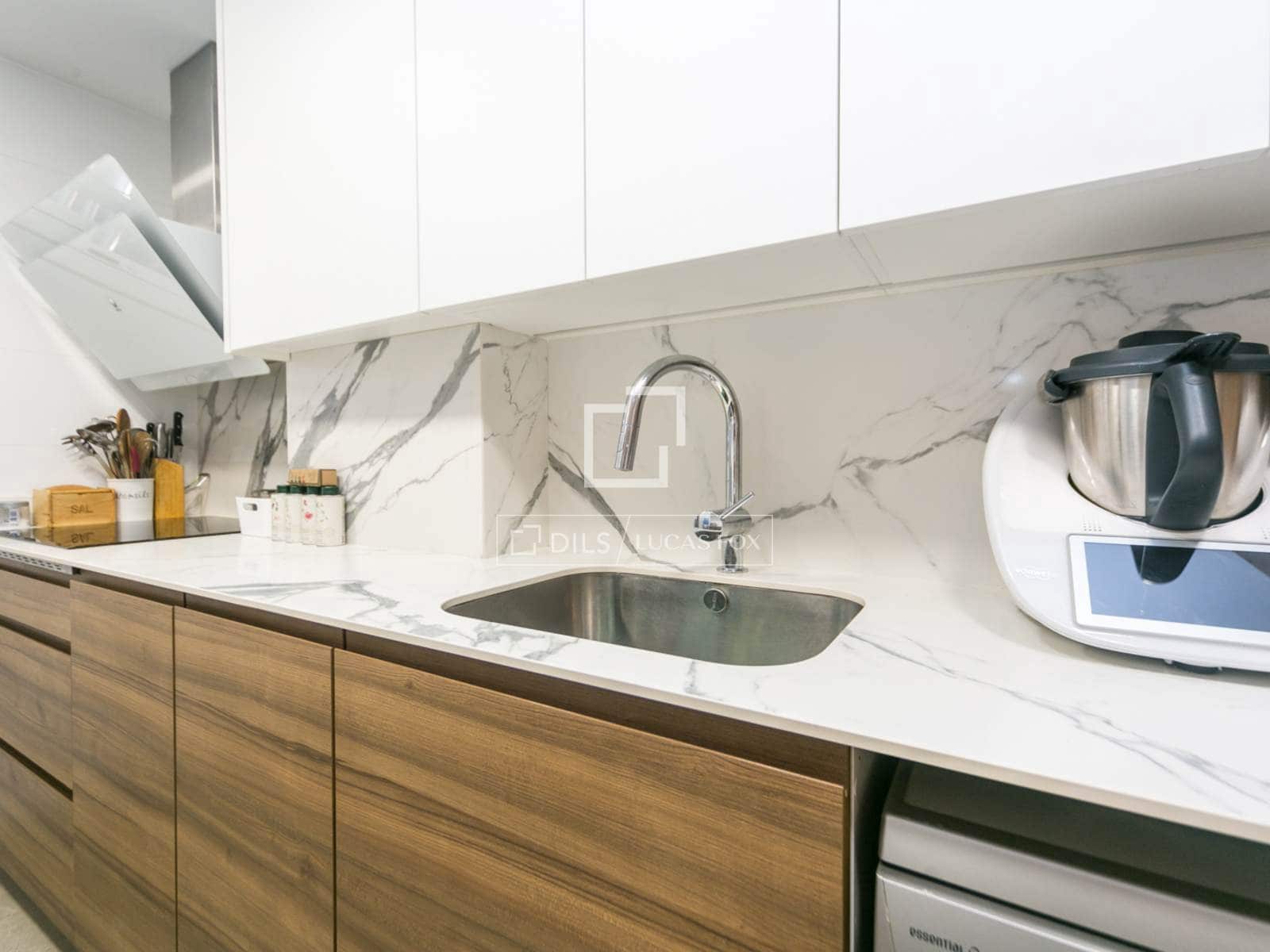 4 makuuhuone Huoneisto myytävänä paikassa Sant Cugat del Valles mukana uima-altaan - 780 000 € (Ref: 9539518)