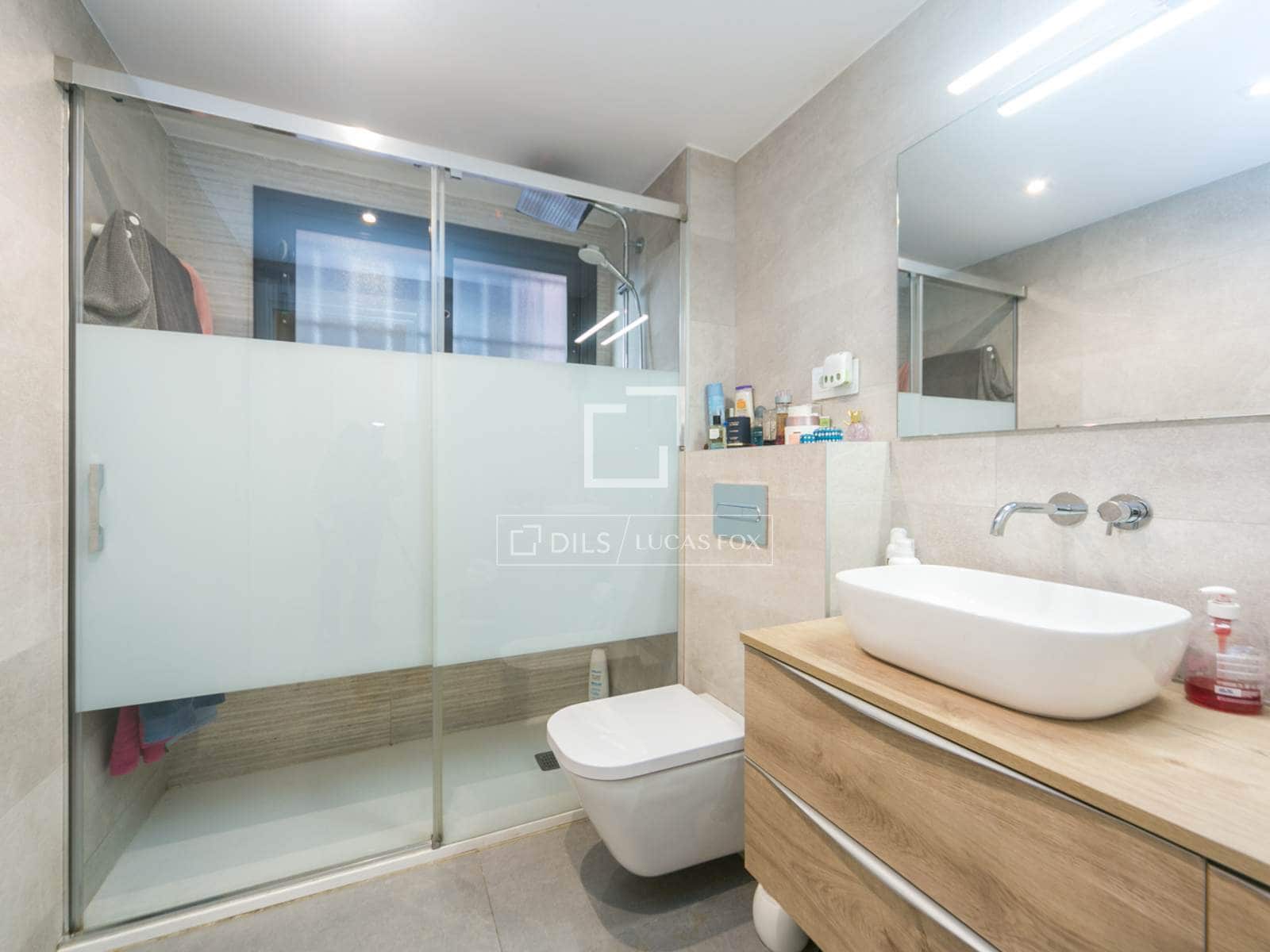 4 makuuhuone Huoneisto myytävänä paikassa Sant Cugat del Valles mukana uima-altaan - 780 000 € (Ref: 9539518)