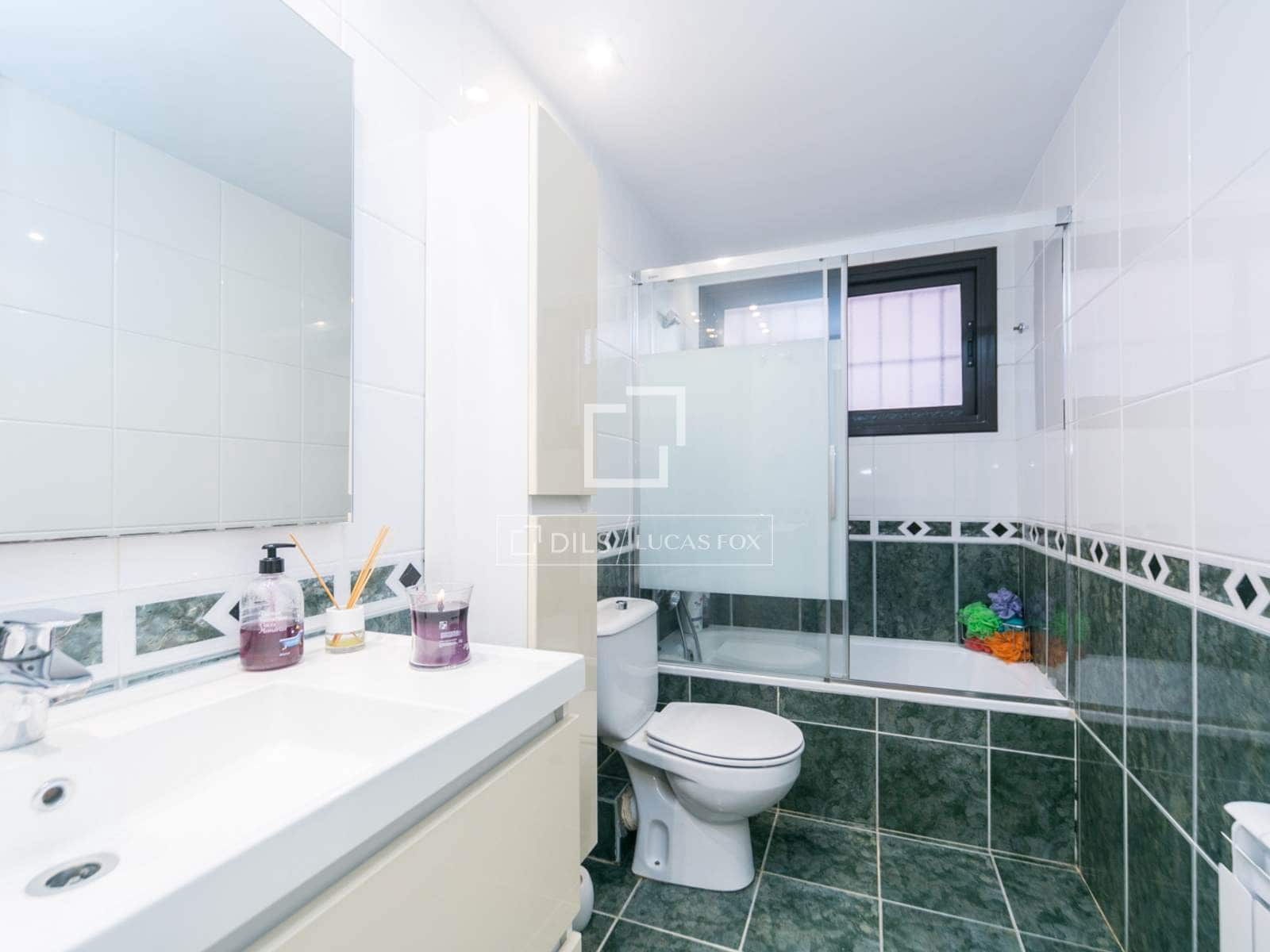 4 makuuhuone Huoneisto myytävänä paikassa Sant Cugat del Valles mukana uima-altaan - 780 000 € (Ref: 9539518)