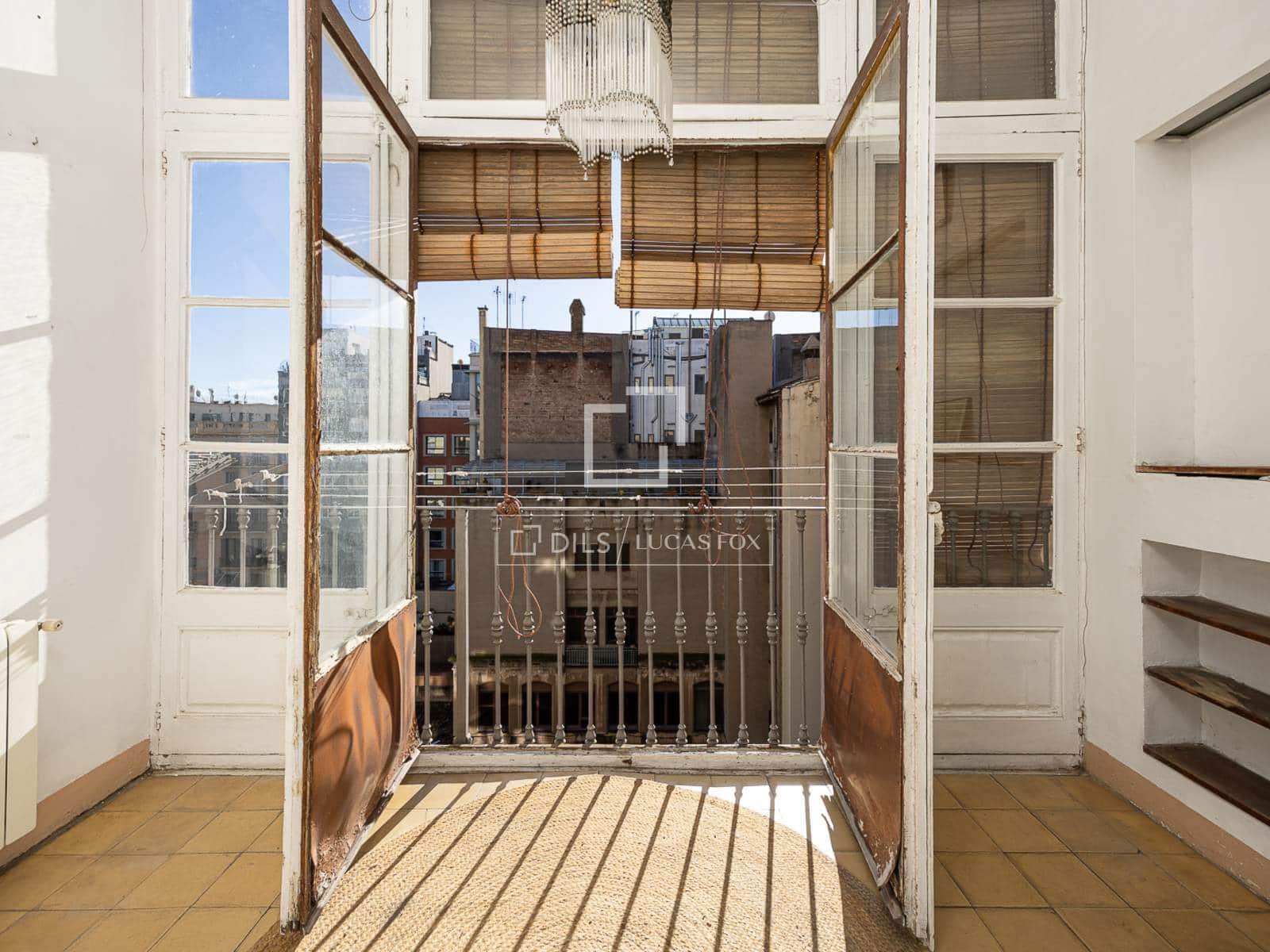 Apartamento de 6 habitaciones en Barcelona ciudad en venta - 1.250.000 € (Ref: 9539730)