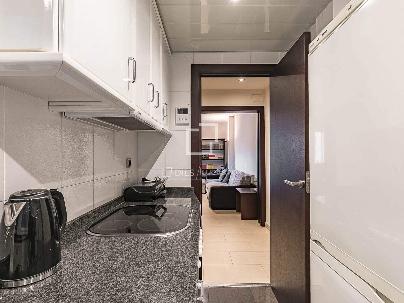 3 quarto Apartamento para venda em Barcelona cidade com piscina - 628 000 € (Ref: 9539731)