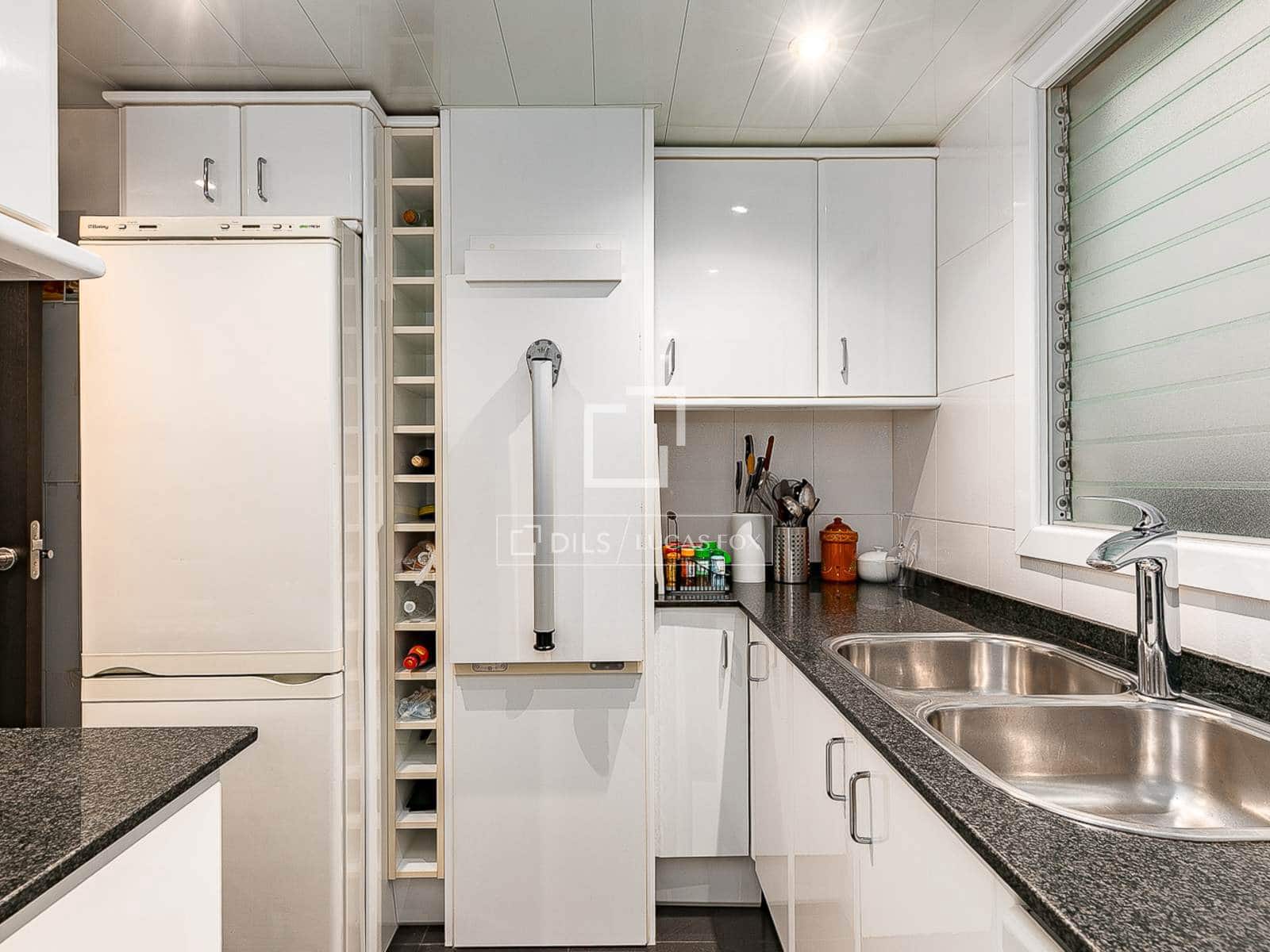 3 quarto Apartamento para venda em Barcelona cidade com piscina - 628 000 € (Ref: 9539731)