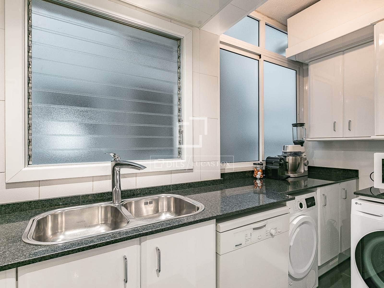 3 quarto Apartamento para venda em Barcelona cidade com piscina - 628 000 € (Ref: 9539731)