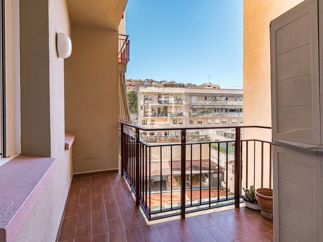 3 quarto Apartamento para venda em Barcelona cidade com piscina - 628 000 € (Ref: 9539731)