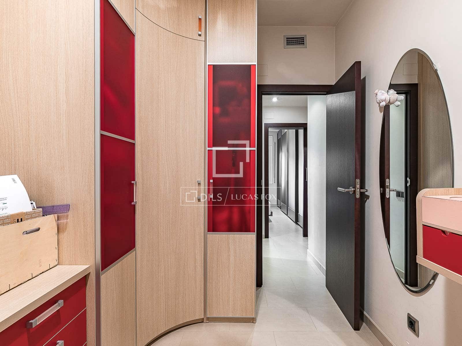 3 quarto Apartamento para venda em Barcelona cidade com piscina - 628 000 € (Ref: 9539731)