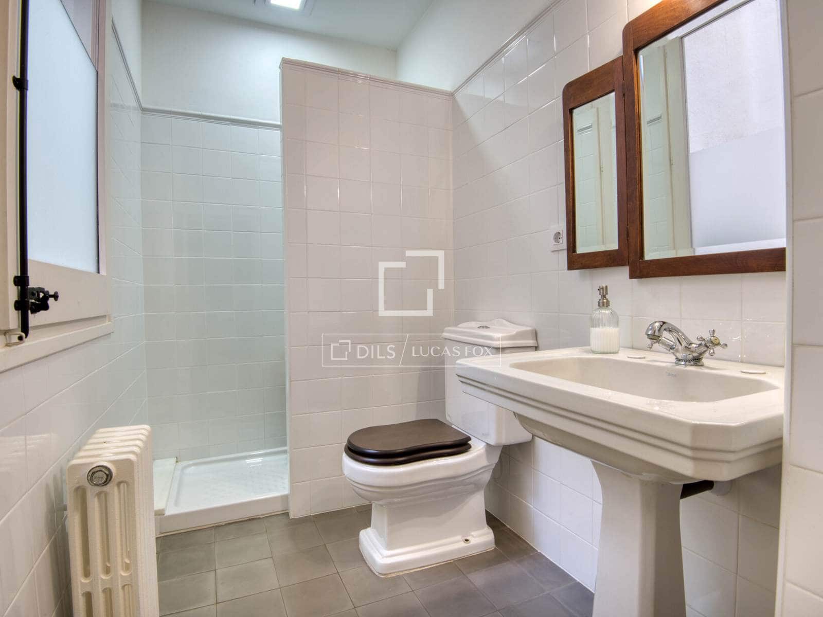 Chalet de 4 habitaciones en Sant Feliu de Guíxols en venta - 725.000 € (Ref: 9539732)