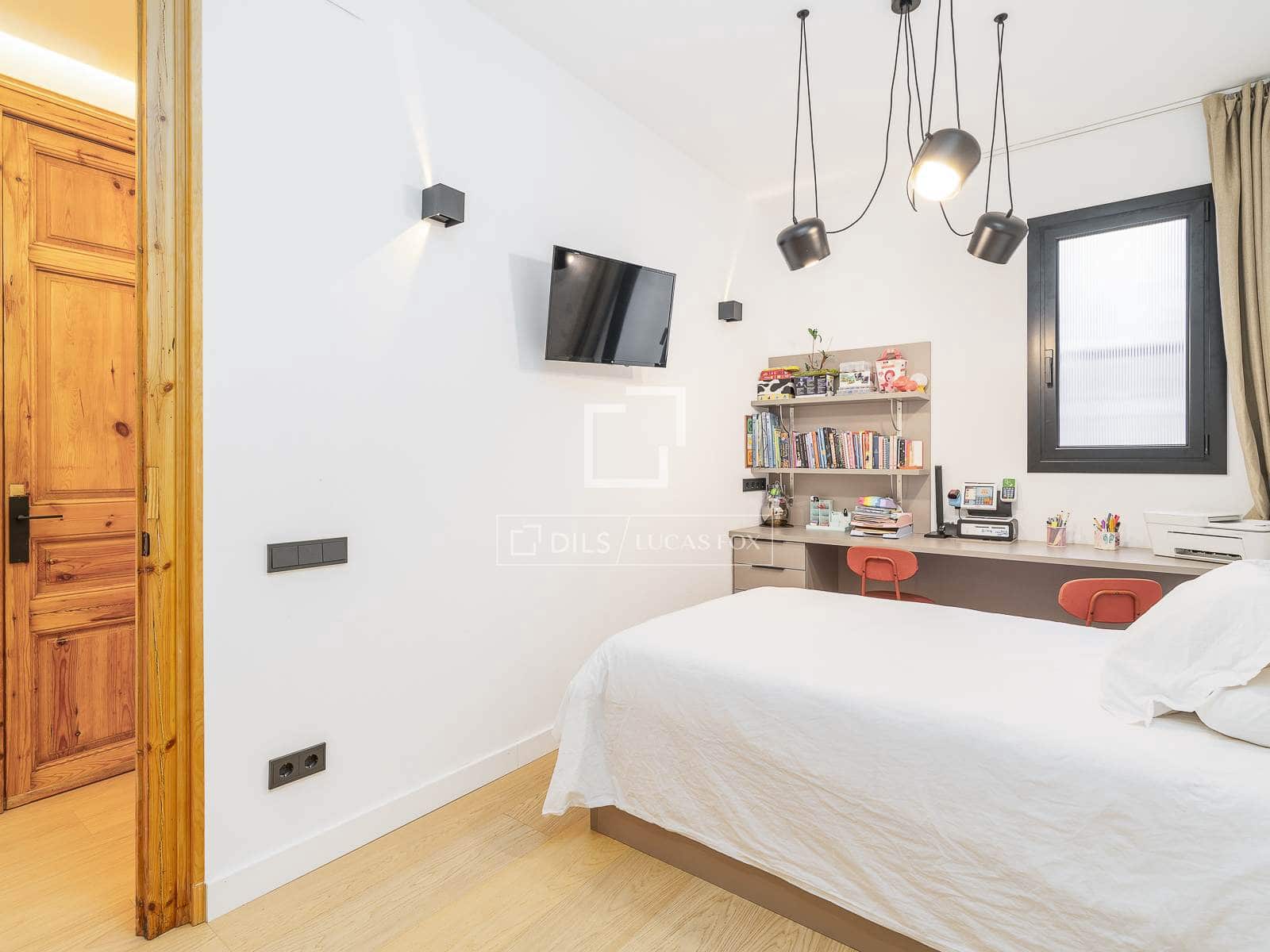 4 makuuhuone Huoneisto myytävänä paikassa Barcelona kaupunki - 945 000 € (Ref: 9539733)