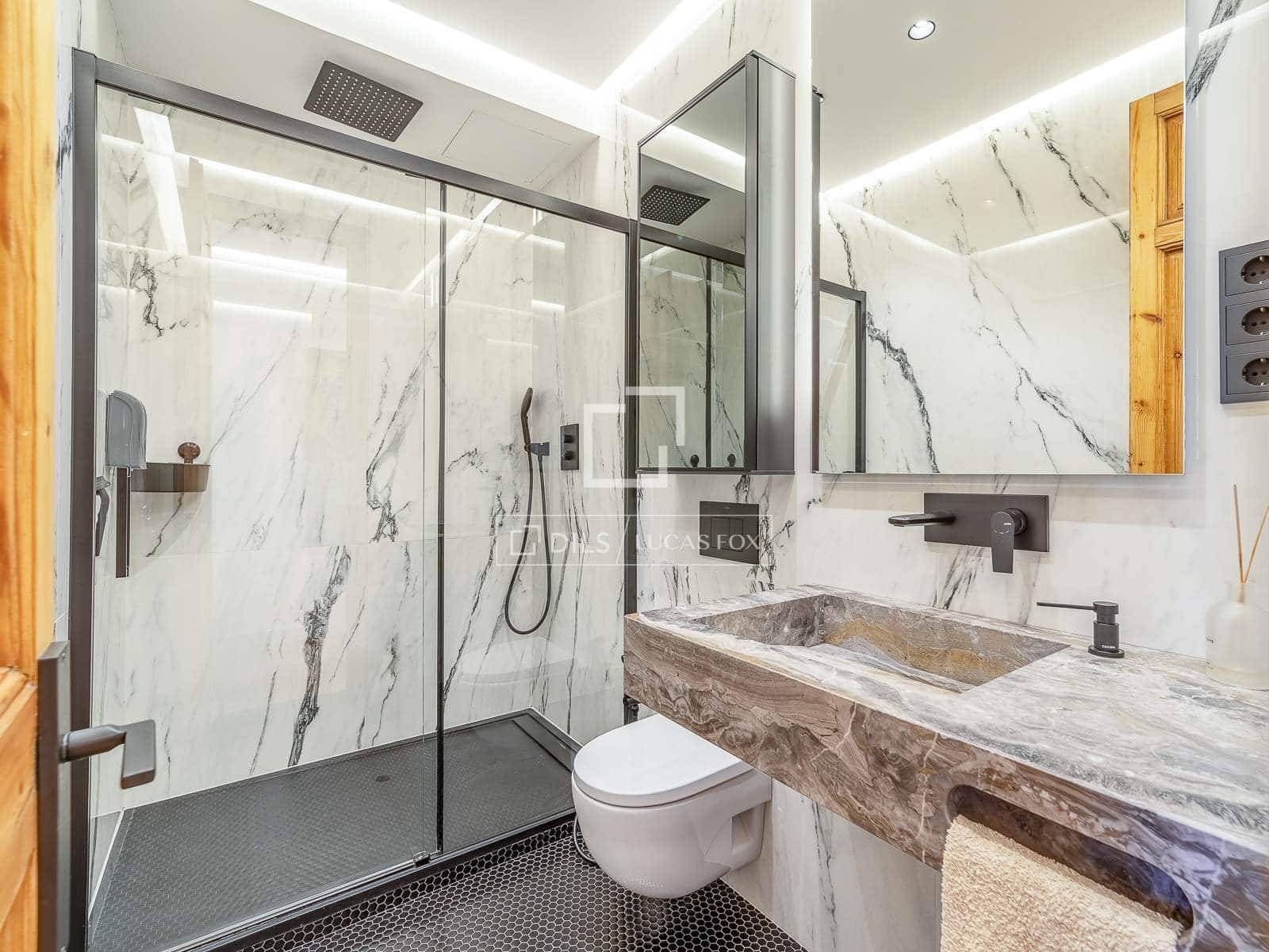 4 makuuhuone Huoneisto myytävänä paikassa Barcelona kaupunki - 945 000 € (Ref: 9539733)