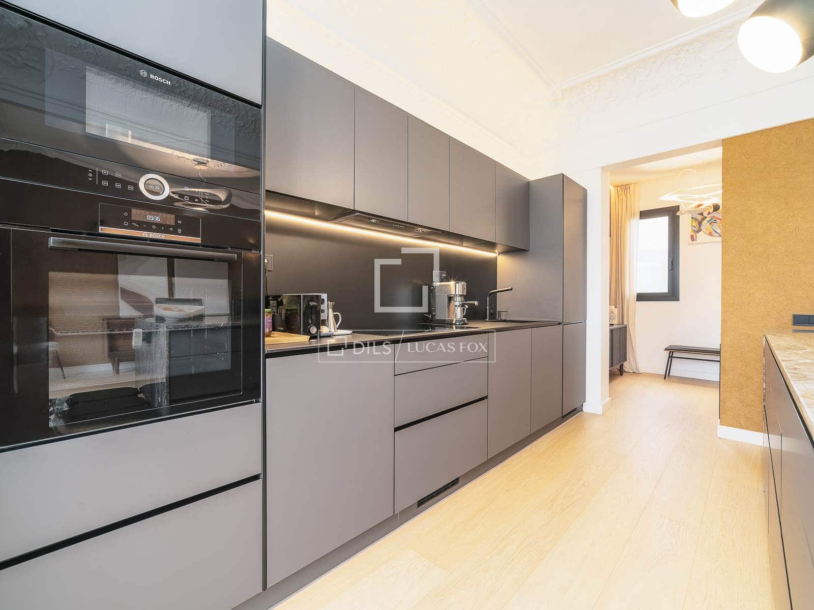 4 makuuhuone Huoneisto myytävänä paikassa Barcelona kaupunki - 945 000 € (Ref: 9539733)