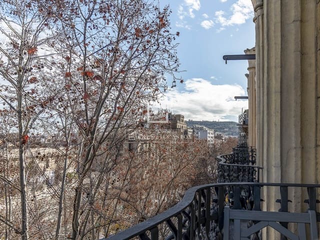 4 slaapkamer Appartement te koop in Barcelona stad - € 895.000 (Ref: 9539733)