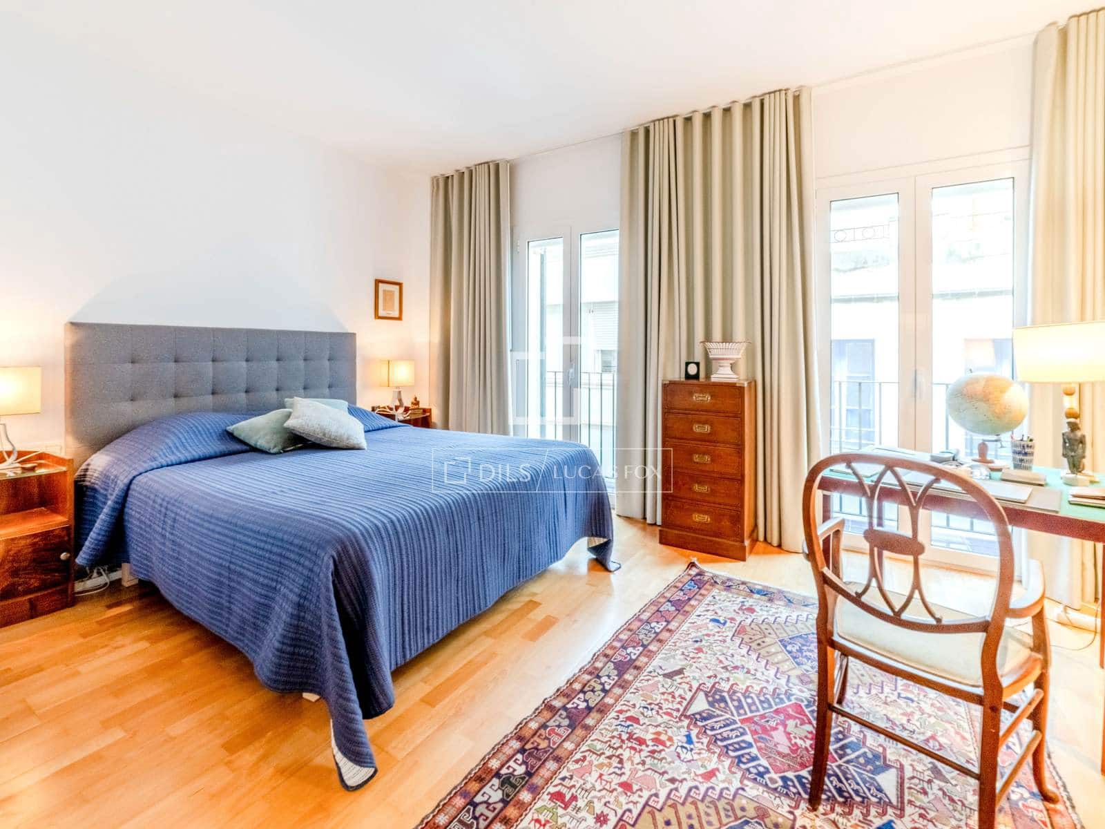 2 quarto Penthouse para venda em Sitges - 925 000 € (Ref: 9539734)