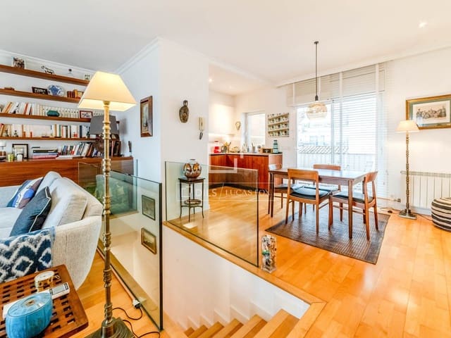 2 quarto Penthouse para venda em Sitges - 925 000 € (Ref: 9539734)