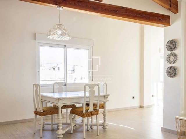 Penthouse de 2 chambres à louer à Valence ville - 3 500 € (Ref: 9539735)