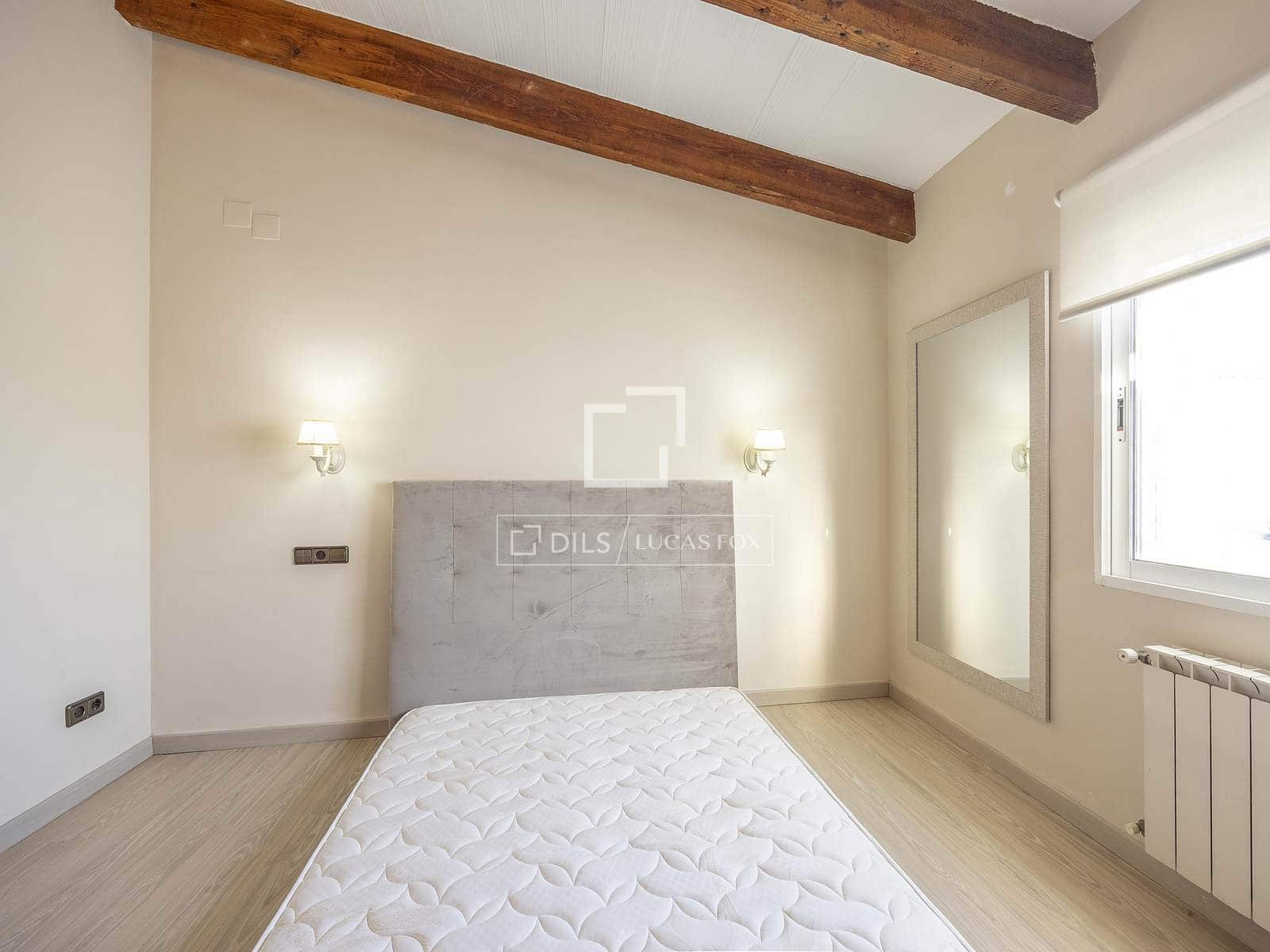 Penthouse de 2 chambres à louer à Valence ville - 3 500 € (Ref: 9539735)