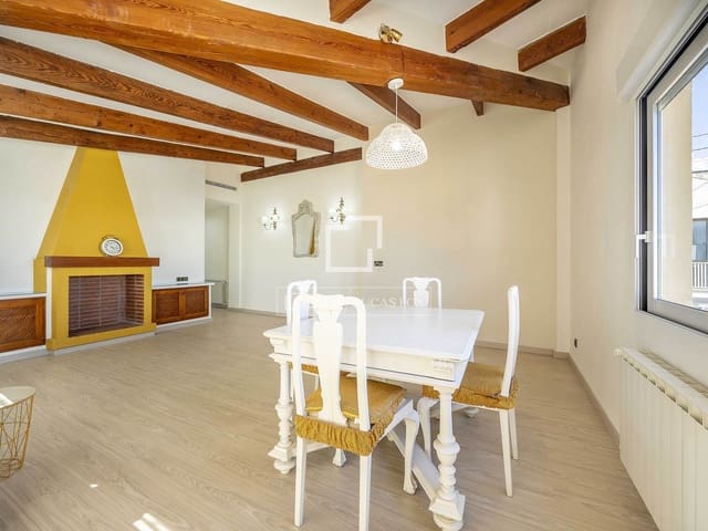 Penthouse de 2 chambres à louer à Valence ville - 3 500 € (Ref: 9539735)