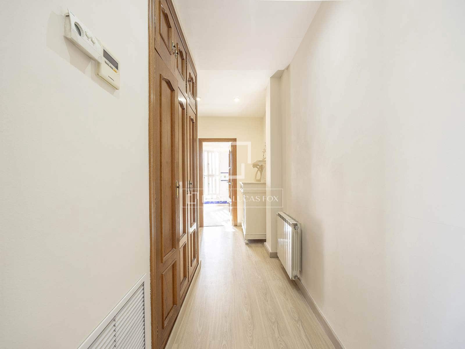 Penthouse de 2 chambres à louer à Valence ville - 3 500 € (Ref: 9539735)
