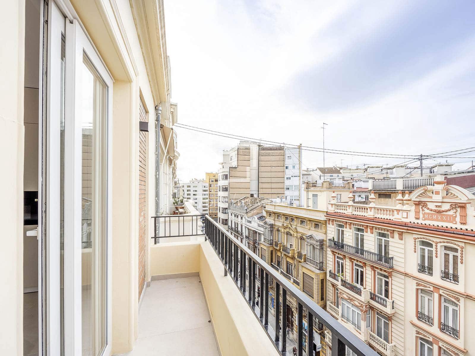 4 soveværelse Lejlighed til salg i Valencia by - € 1.249.000 (Ref: 9540732)