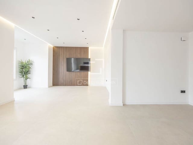 4 soveværelse Lejlighed til salg i Valencia by - € 1.249.000 (Ref: 9540732)