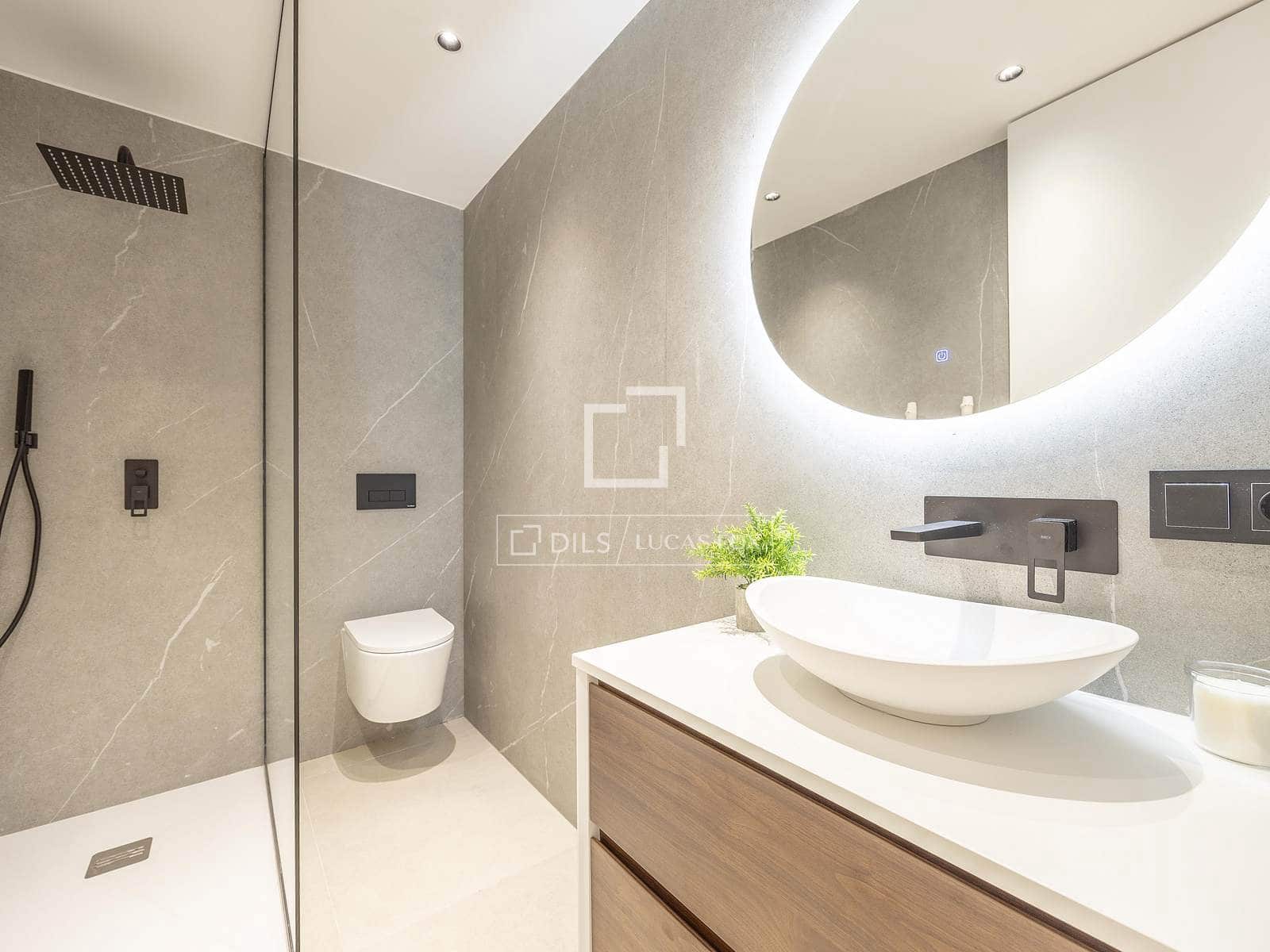 4 soveværelse Lejlighed til salg i Valencia by - € 1.249.000 (Ref: 9540732)