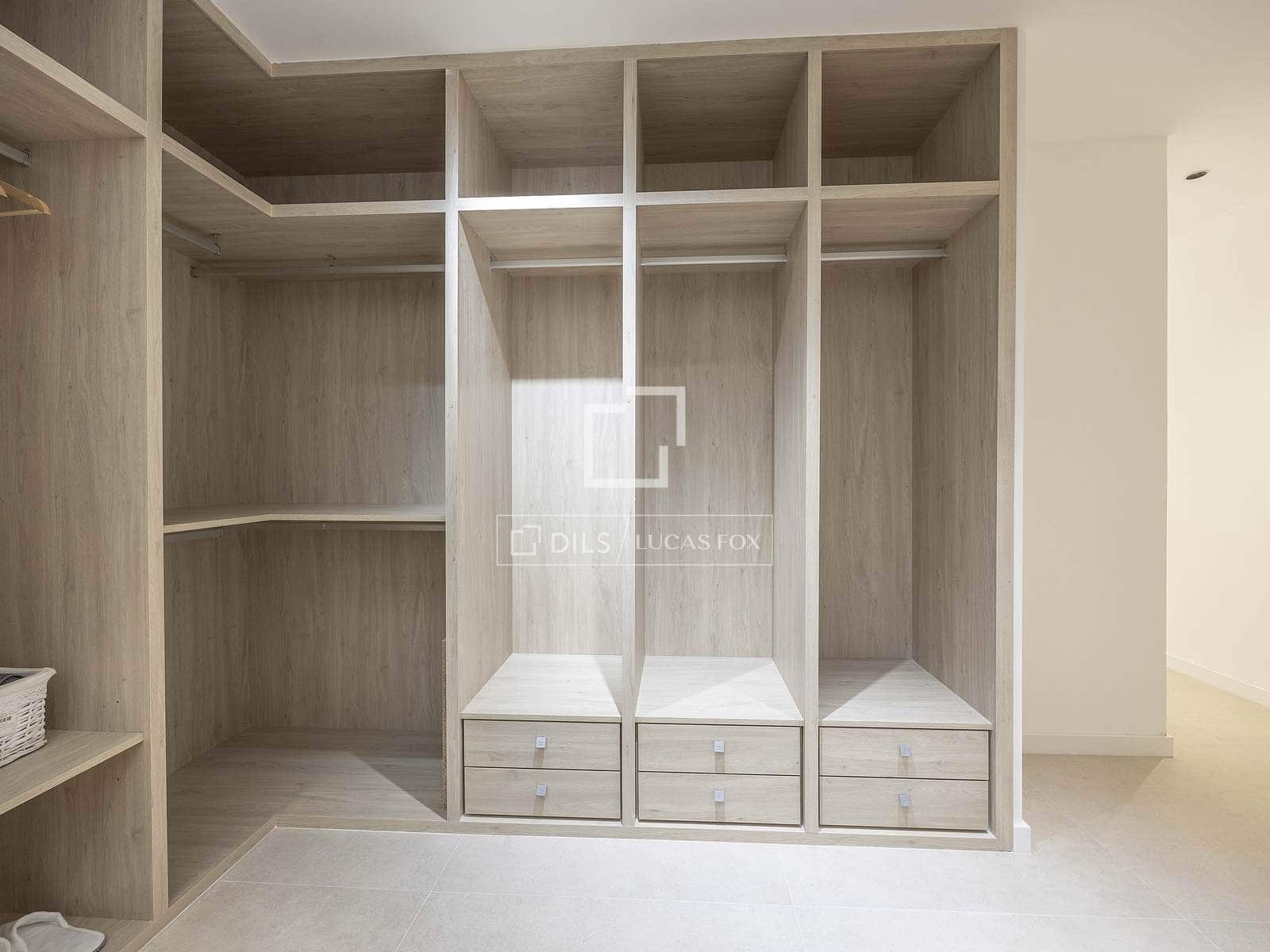 4 soveværelse Lejlighed til salg i Valencia by - € 1.249.000 (Ref: 9540732)