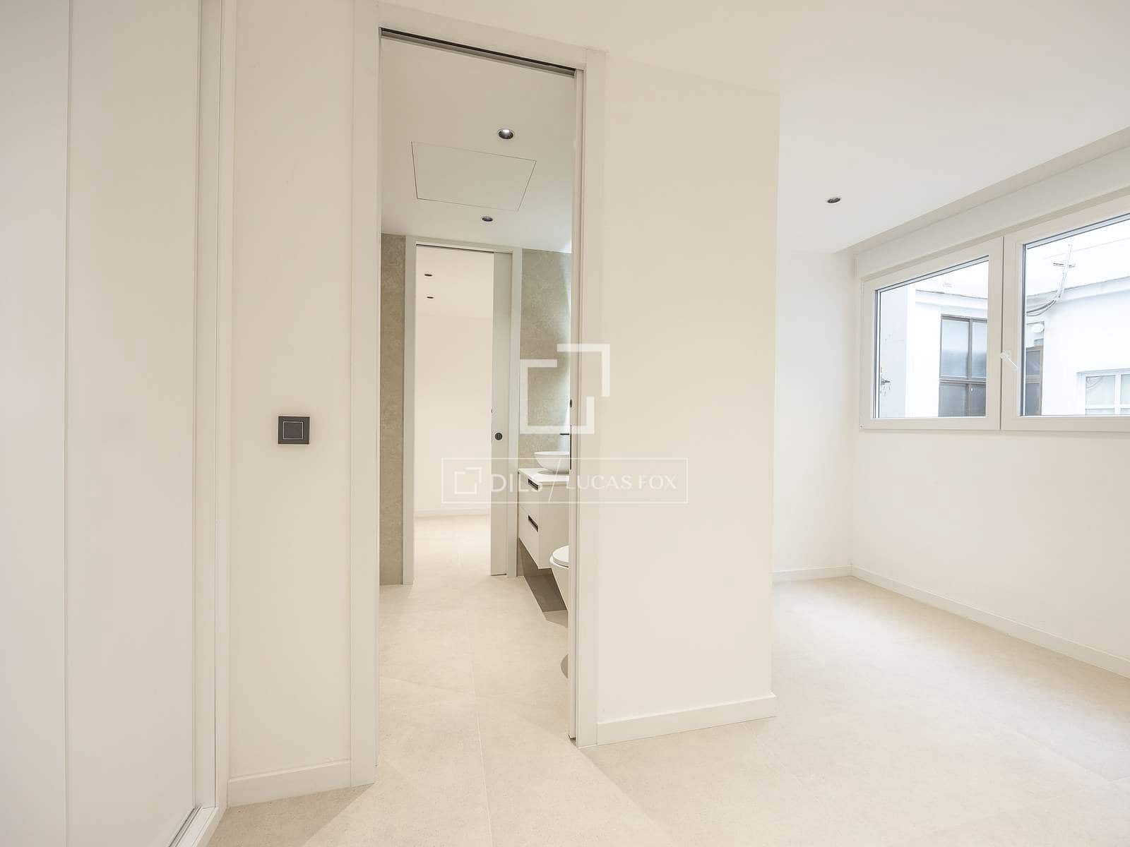 4 soveværelse Lejlighed til salg i Valencia by - € 1.249.000 (Ref: 9540732)