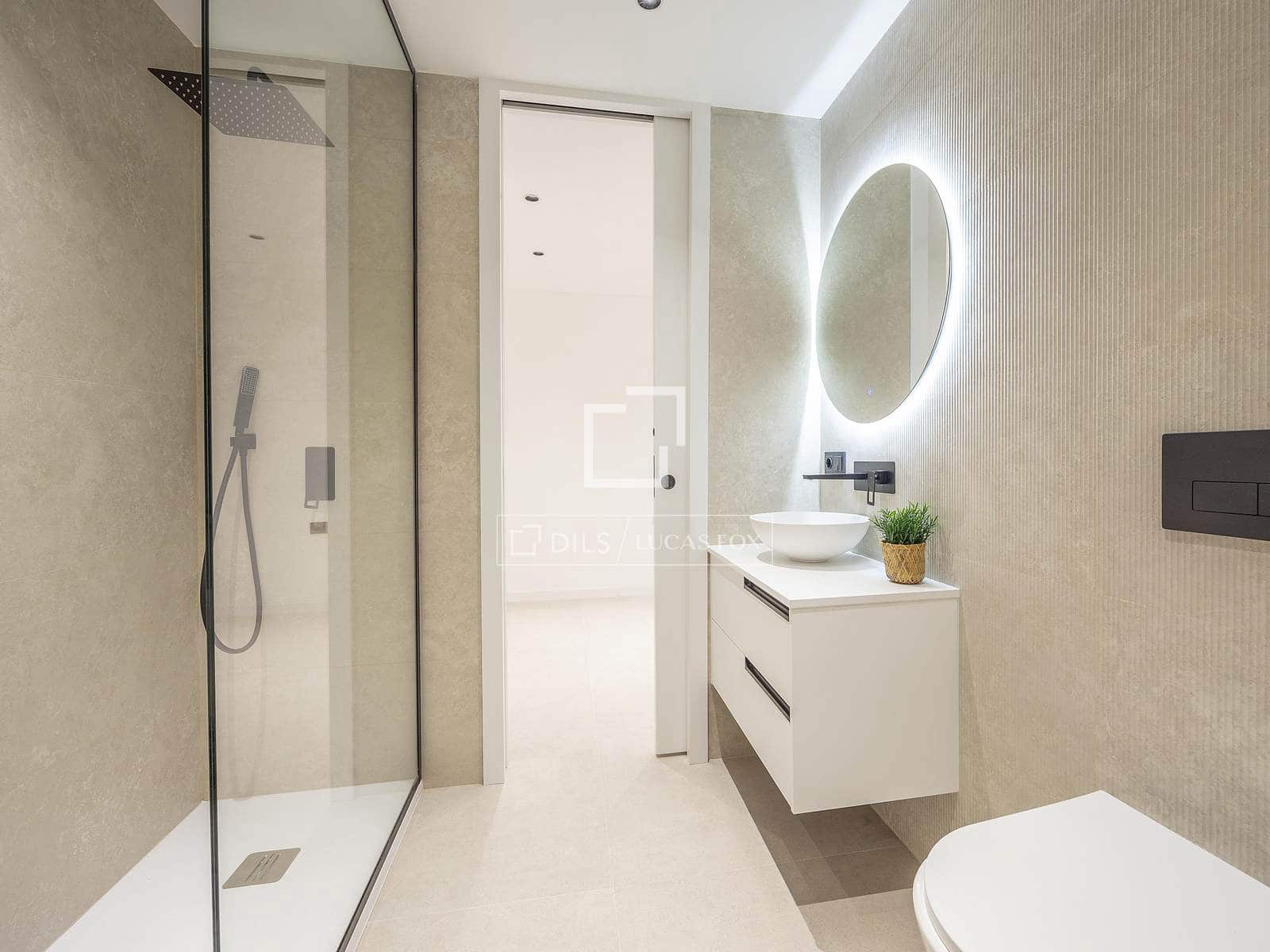 4 soveværelse Lejlighed til salg i Valencia by - € 1.249.000 (Ref: 9540732)