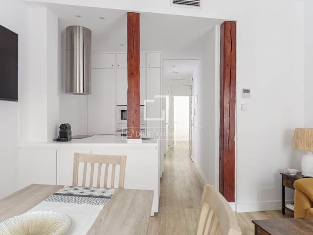 2 sovrum Lägenhet att hyra i Madrid stad - 2 500 € (Ref: 9541819)