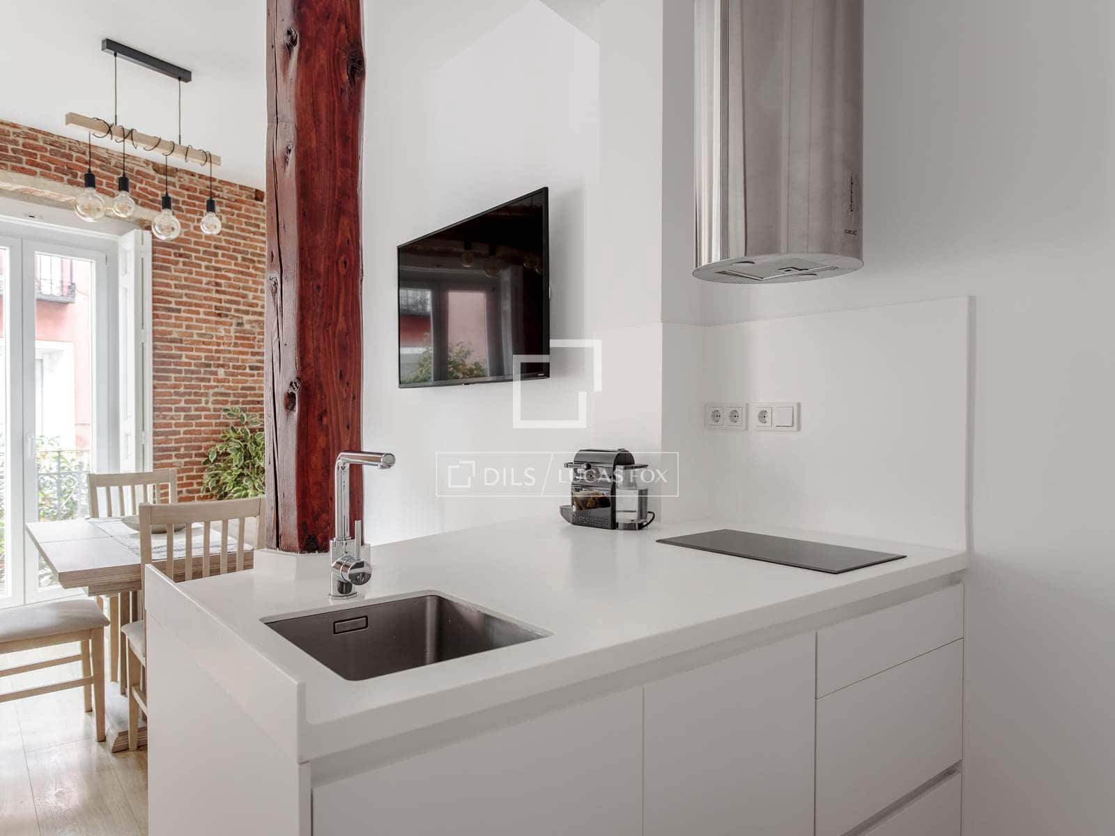 2 sovrum Lägenhet att hyra i Madrid stad - 2 500 € (Ref: 9541819)