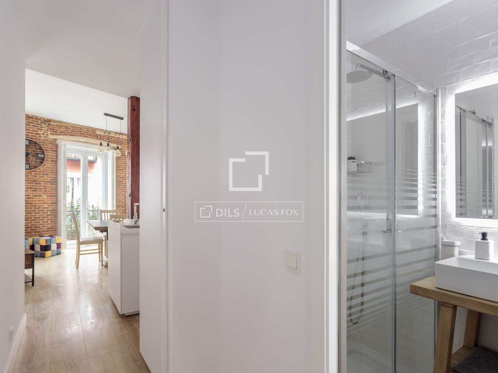 2 sovrum Lägenhet att hyra i Madrid stad - 2 500 € (Ref: 9541819)