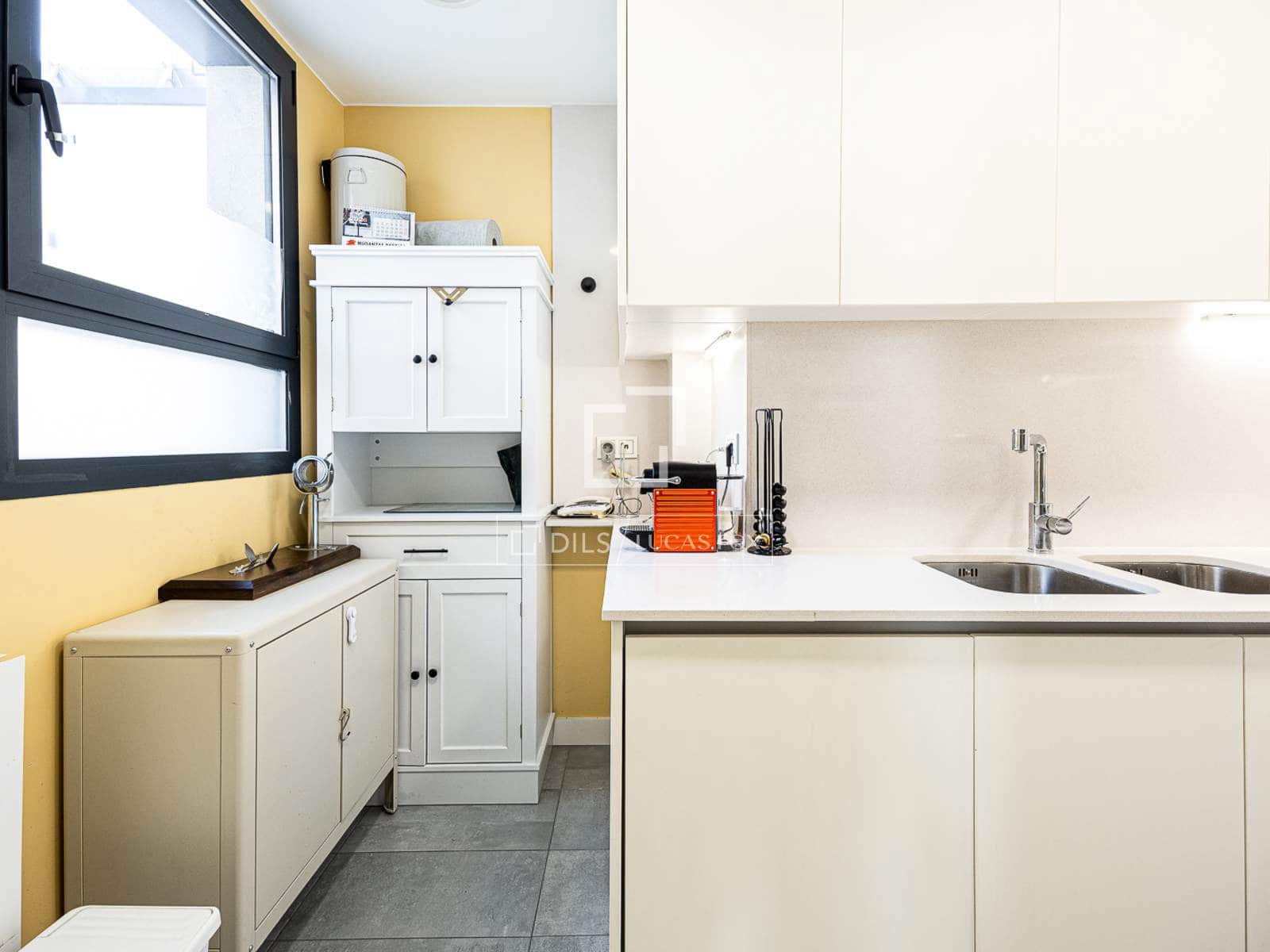 3 quarto Apartamento para venda em Barcelona cidade com piscina garagem - 680 000 € (Ref: 9542255)