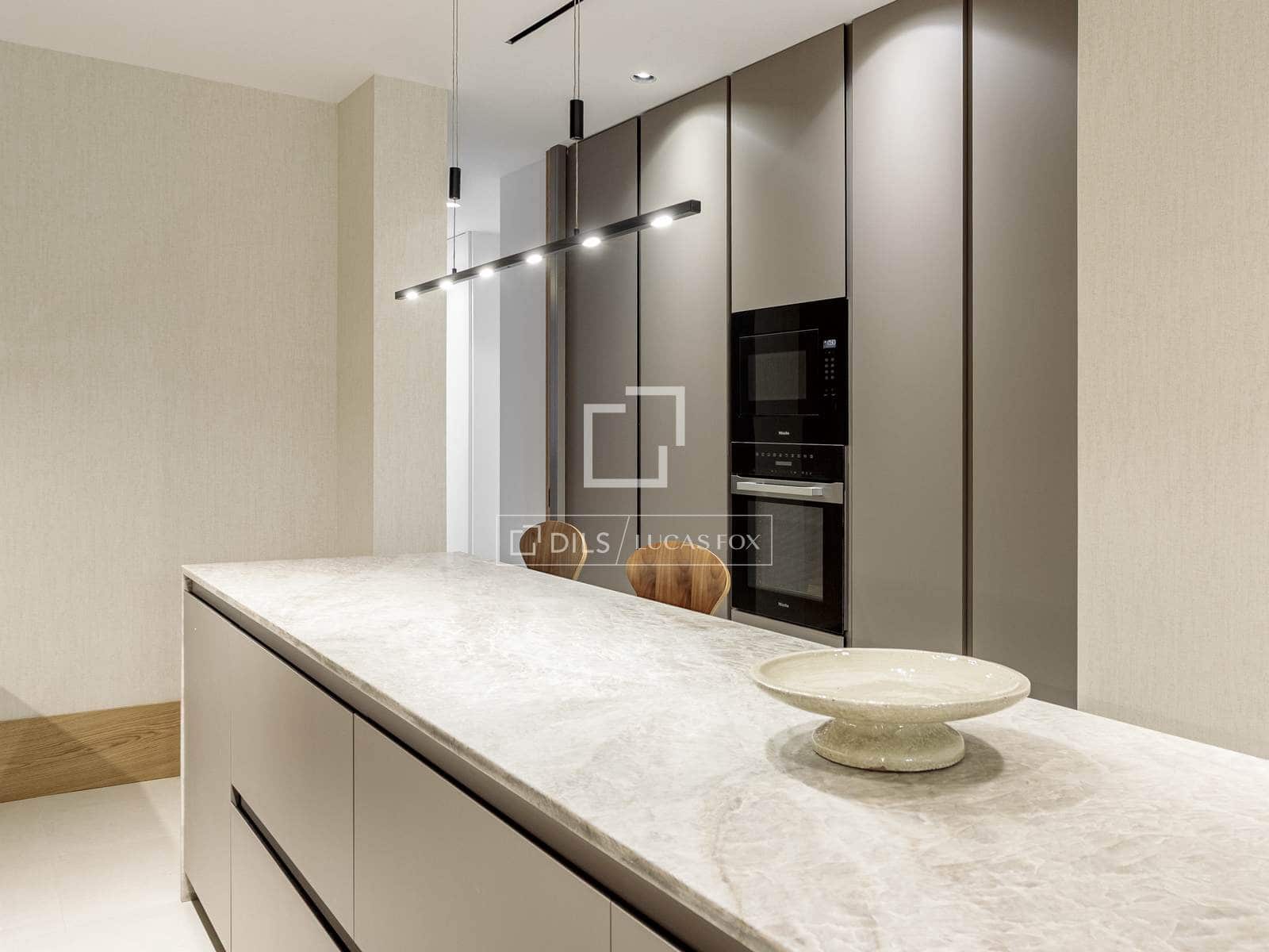 3 quarto Apartamento para venda em Madrid cidade com garagem - 3 700 000 € (Ref: 9542469)
