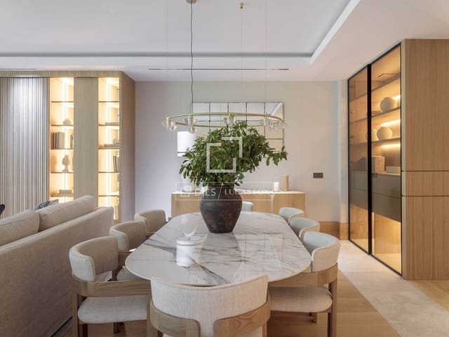 3 slaapkamer Appartement te koop in Almagro, Madrid stad met garage - € 3.700.000 (Ref: 9542469)