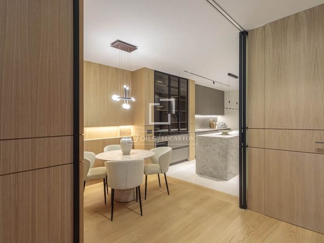 3 slaapkamer Appartement te koop in Almagro, Madrid stad met garage - € 3.700.000 (Ref: 9542469)