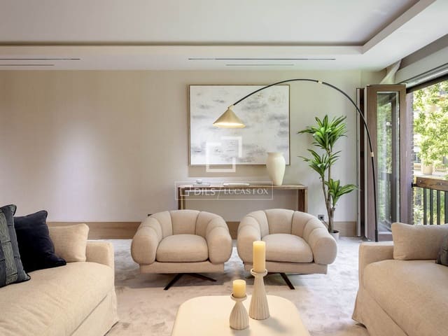 3 slaapkamer Appartement te koop in Almagro, Madrid stad met garage - € 3.700.000 (Ref: 9542469)