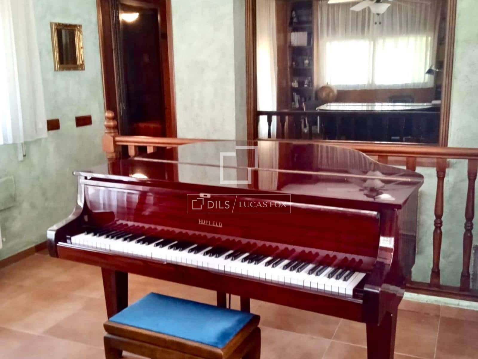 6 soveværelse Villa til salg i Albacete by med swimmingpool - € 730.000 (Ref: 9542470)